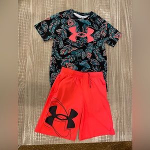 Boys size medium under armor outfit